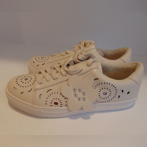 NWT Nanette Lepore - Wesley Fun Floral Sneakers Size 8.5. - Picture 7 of 8